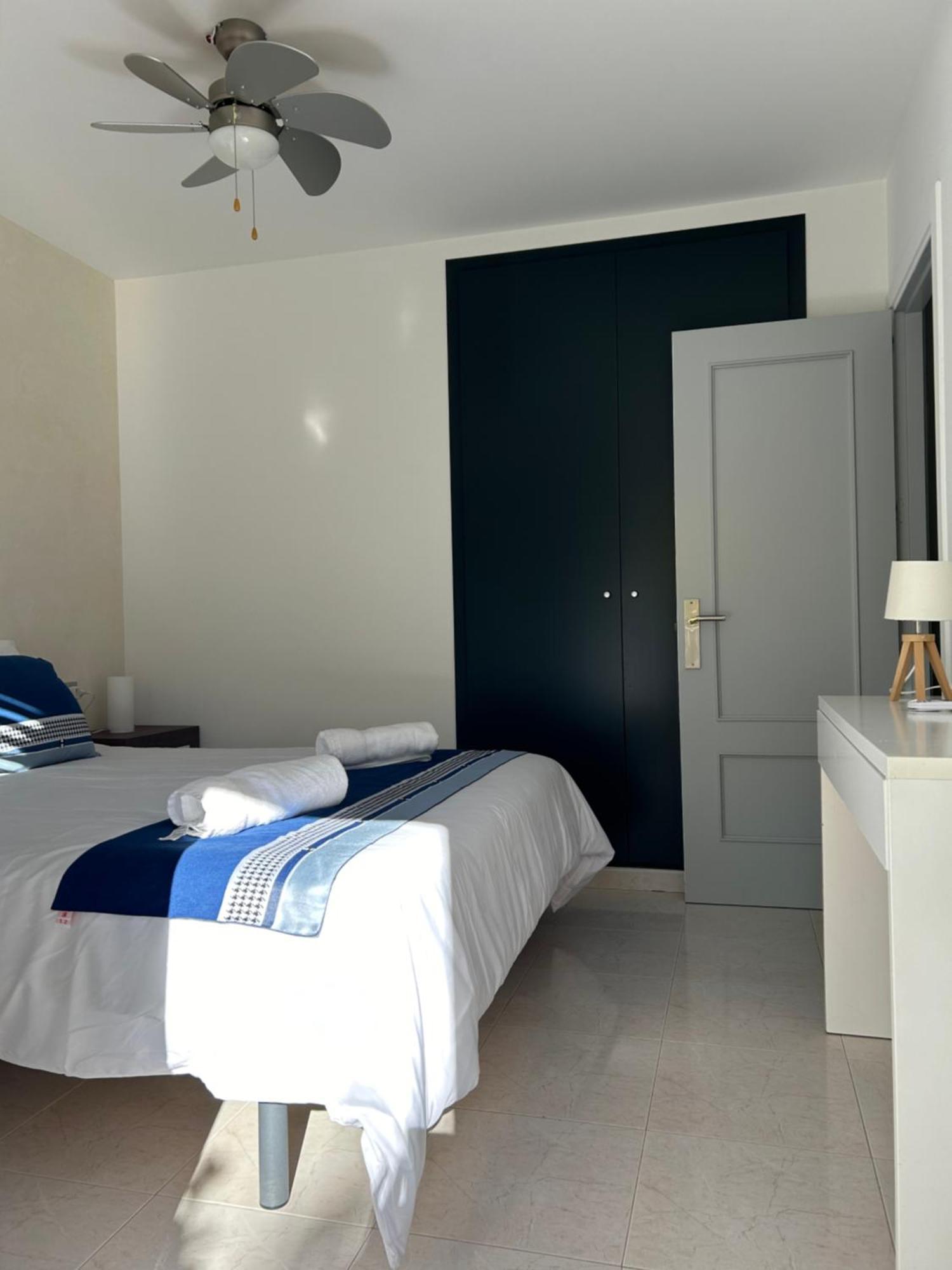 Appartement Duplex Rosas Avec Terrasse Magnifique Jacuzzi Vue Mer Exterior photo