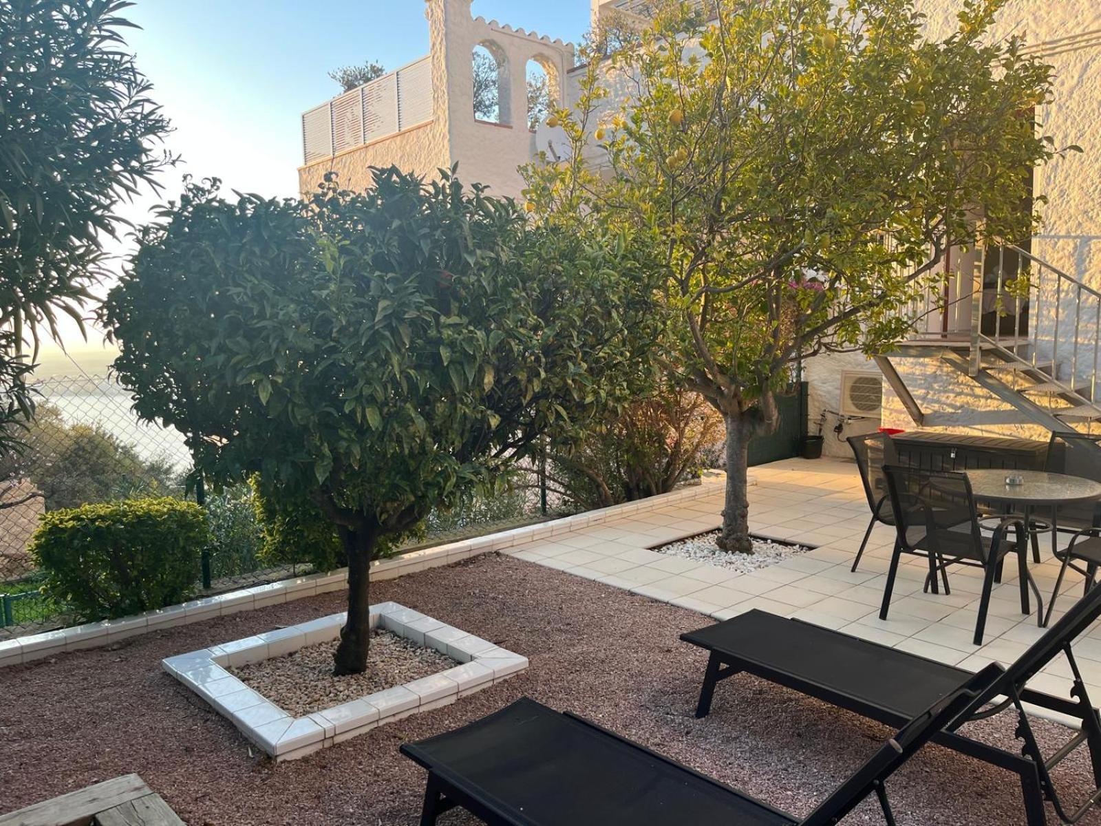 Appartement Duplex Rosas Avec Terrasse Magnifique Jacuzzi Vue Mer Exterior photo