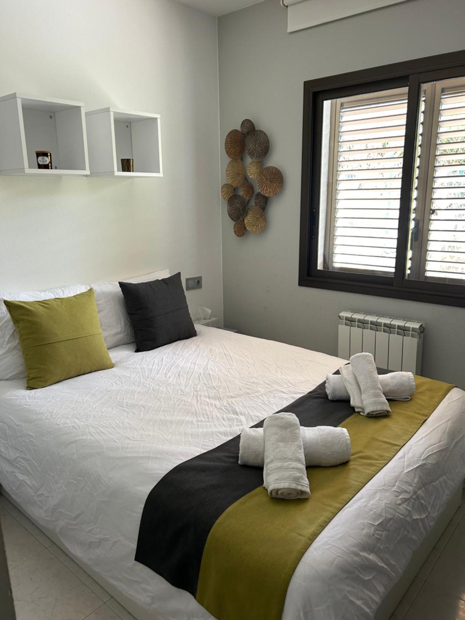 Appartement Duplex Rosas Avec Terrasse Magnifique Jacuzzi Vue Mer Exterior photo